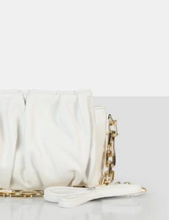 The Effia White Chain Strap Shoulder Bag -LoafLuxe Shop 10.03bags0040