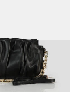The Effia Black Chain Strap Shoulder Bag -LoafLuxe Shop 10.03bags0046