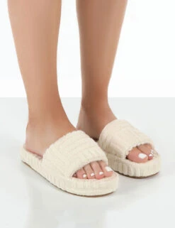 Juicy Ecru Terry Towelling Slider Slippers