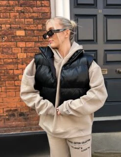 Pu Cropped Gilet Black -LoafLuxe Shop image00409copy2