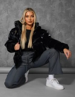 High Shine Holographic Oversized Puffer Black -LoafLuxe Shop kaiiajan00306Jan262023copy